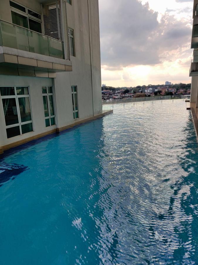 Ksl D'Esplanade Studio Apartment'S 2 جوهر بهرو المظهر الخارجي الصورة